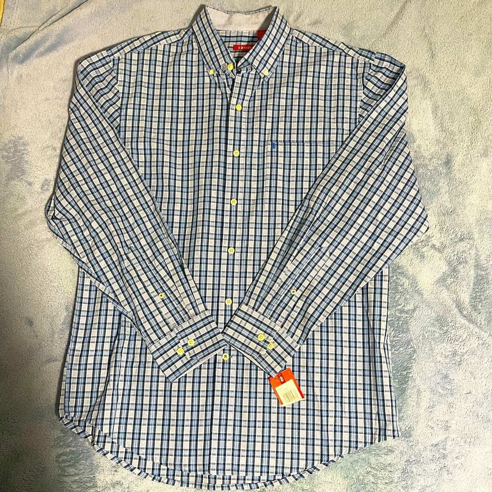 IZOD NWT Men’s Blue Button Down Long Sleeve Classic Shirt (Size - M)